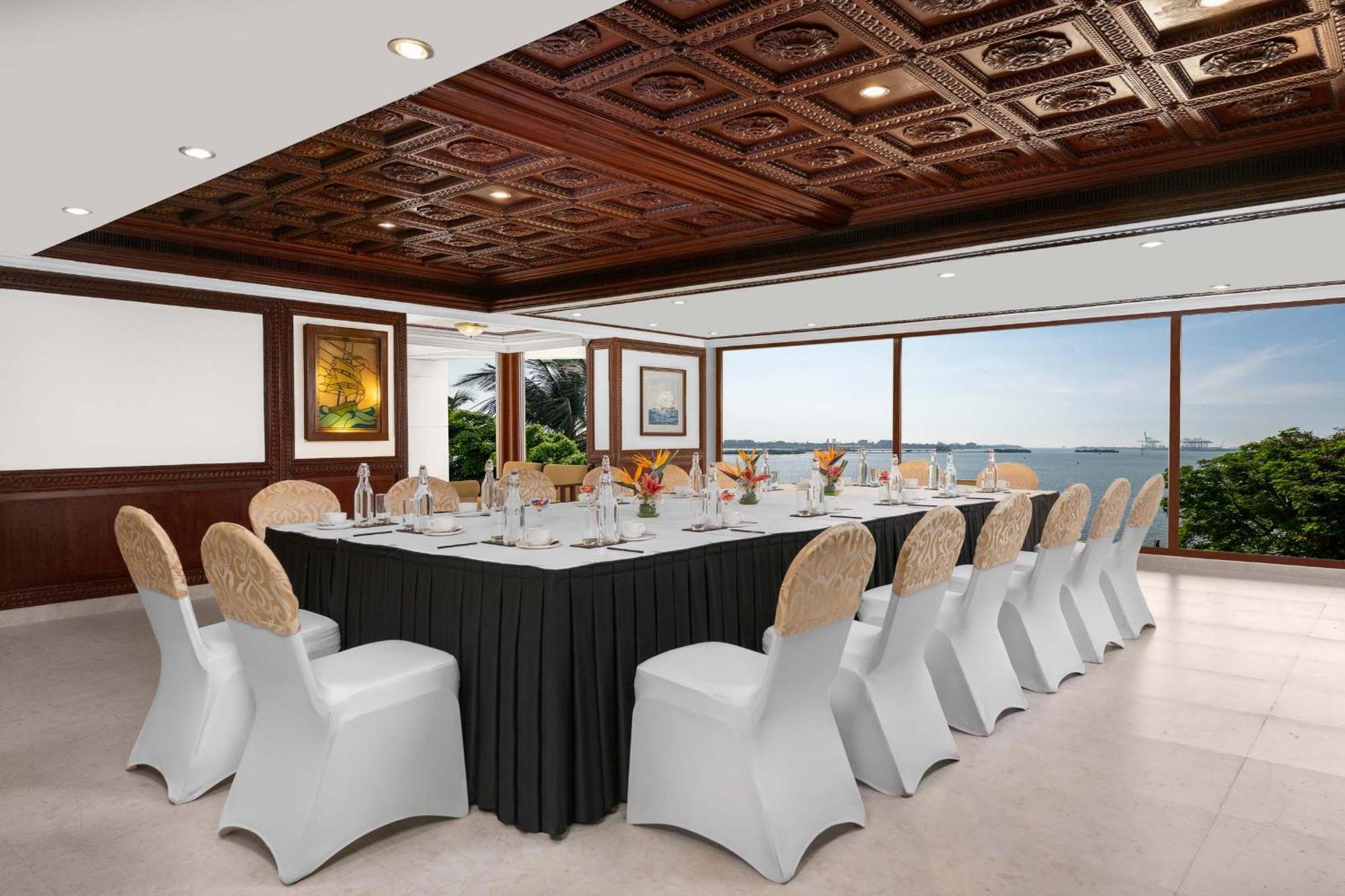 Vivanta Ernakulam, Marine Drive Kochi Exteriér fotografie